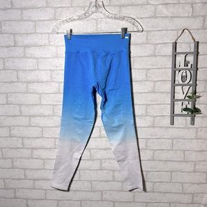 Pink active Victoria’s Secret ombré pants size small